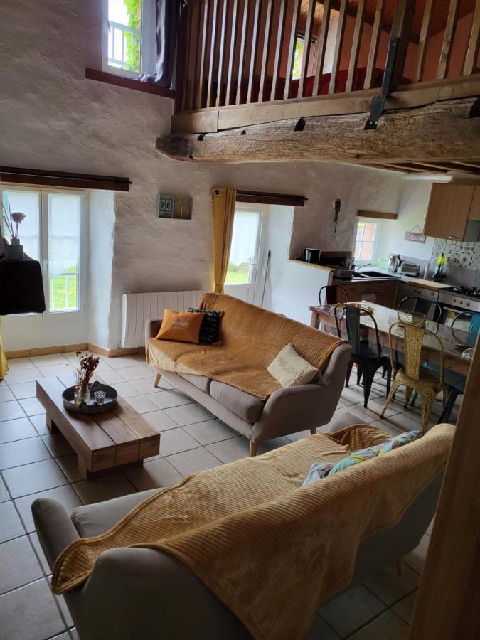 Gite Chamarel Les Aubiers Kültér fotó
