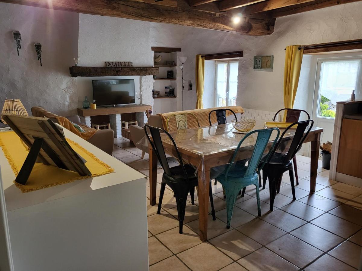 Gite Chamarel Les Aubiers Kültér fotó